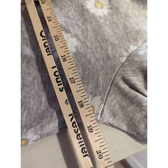 PJ Couture Women Two Piece Daisy Print Pajama Set Gray Size Large - Picture 10 of 16